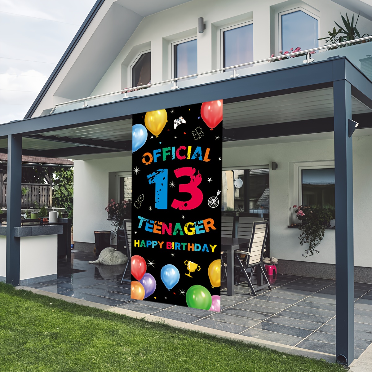14,300+ Outdoor Birthday Decorations Stock Photos, Pictures