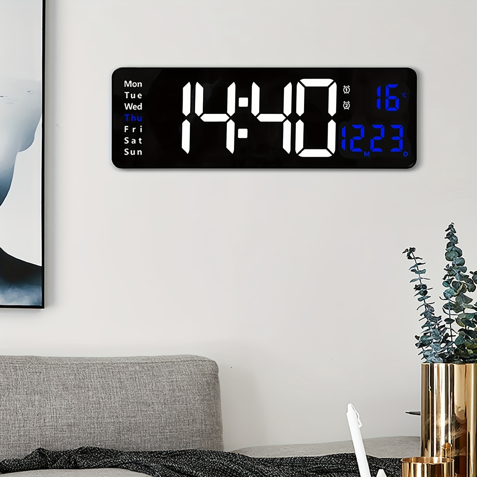 QUWOTXE Horloge de Table numérique LED silencieuse - Horloge Murale  électronique Noire - Horloge de Bureau Ronde - pour Chambre à Coucher,  Salon et