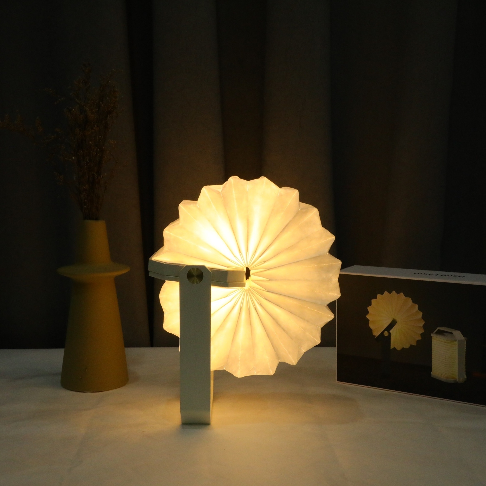 1pc Creativo Lampada a Libro Pieghevole, Touch LED Libro Luce Notturna,  Lampada di Carta Legno Grano Scrivania - Temu Italy