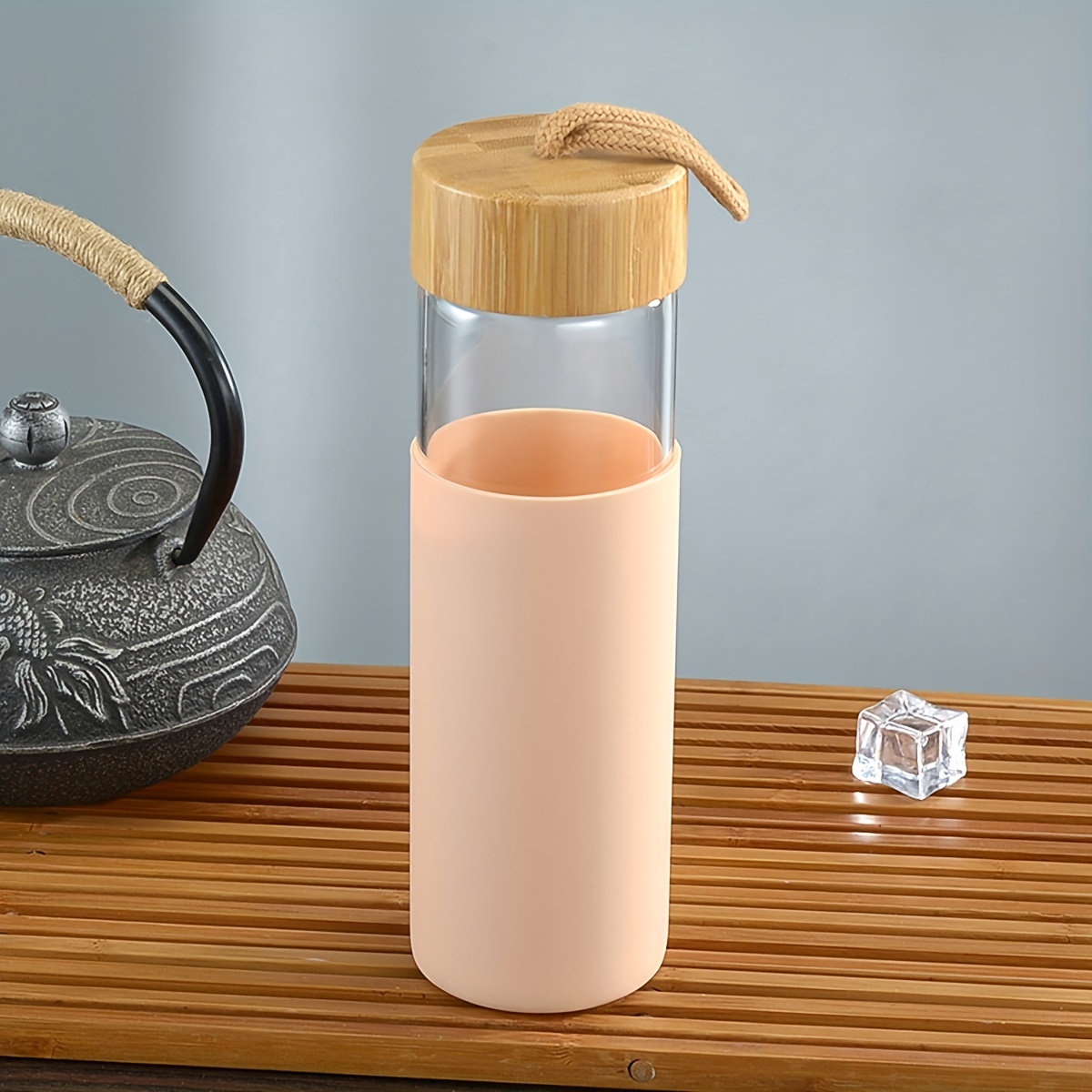 Vaso de vidrio de borosilicato con tapa de bambú, funda de silicona y  popote (18 onzas), juego de 2 …Ver más Vaso de vidrio de borosilicato con  tapa