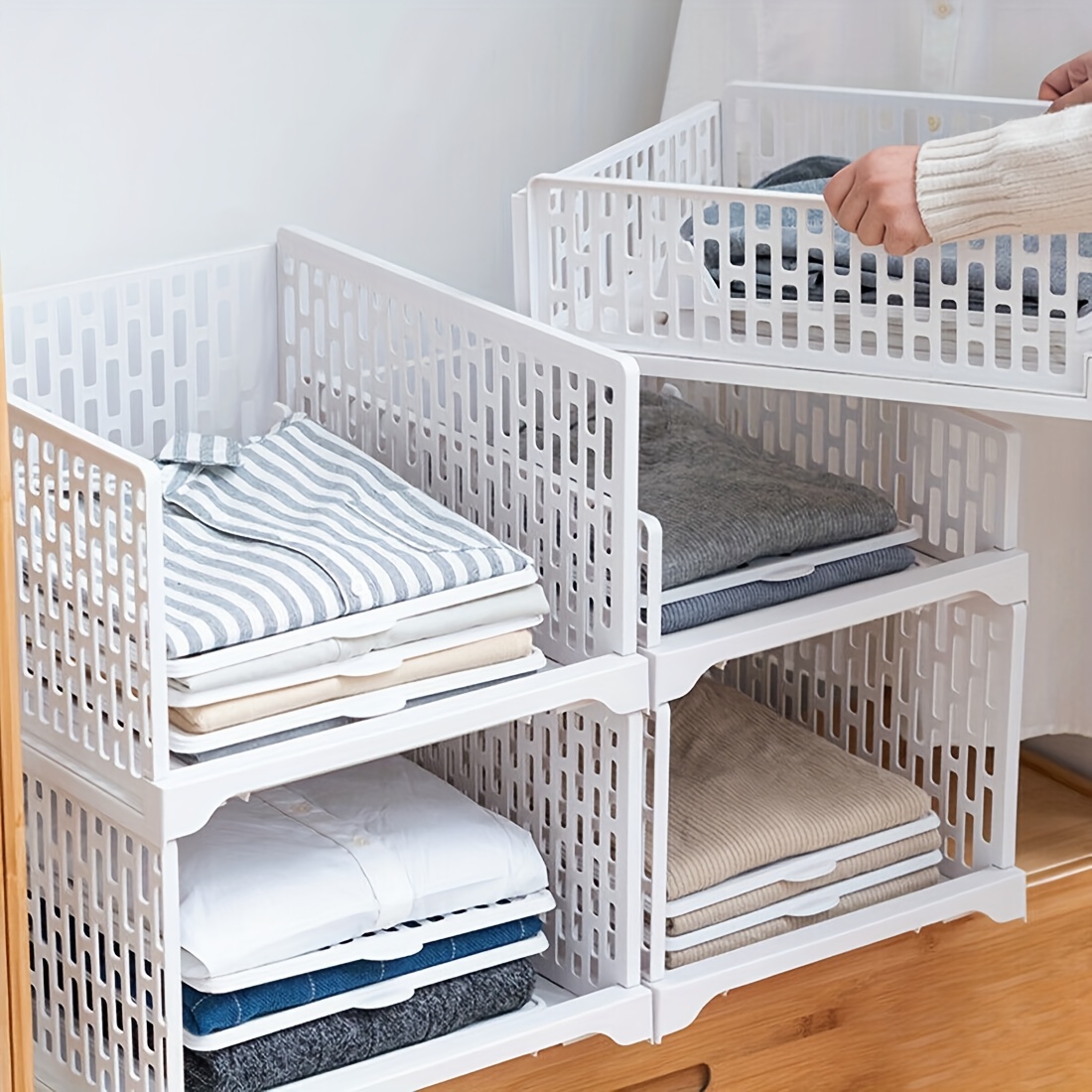 Layered Wardrobe Rack with Dividers - Efficient Clothes Organization