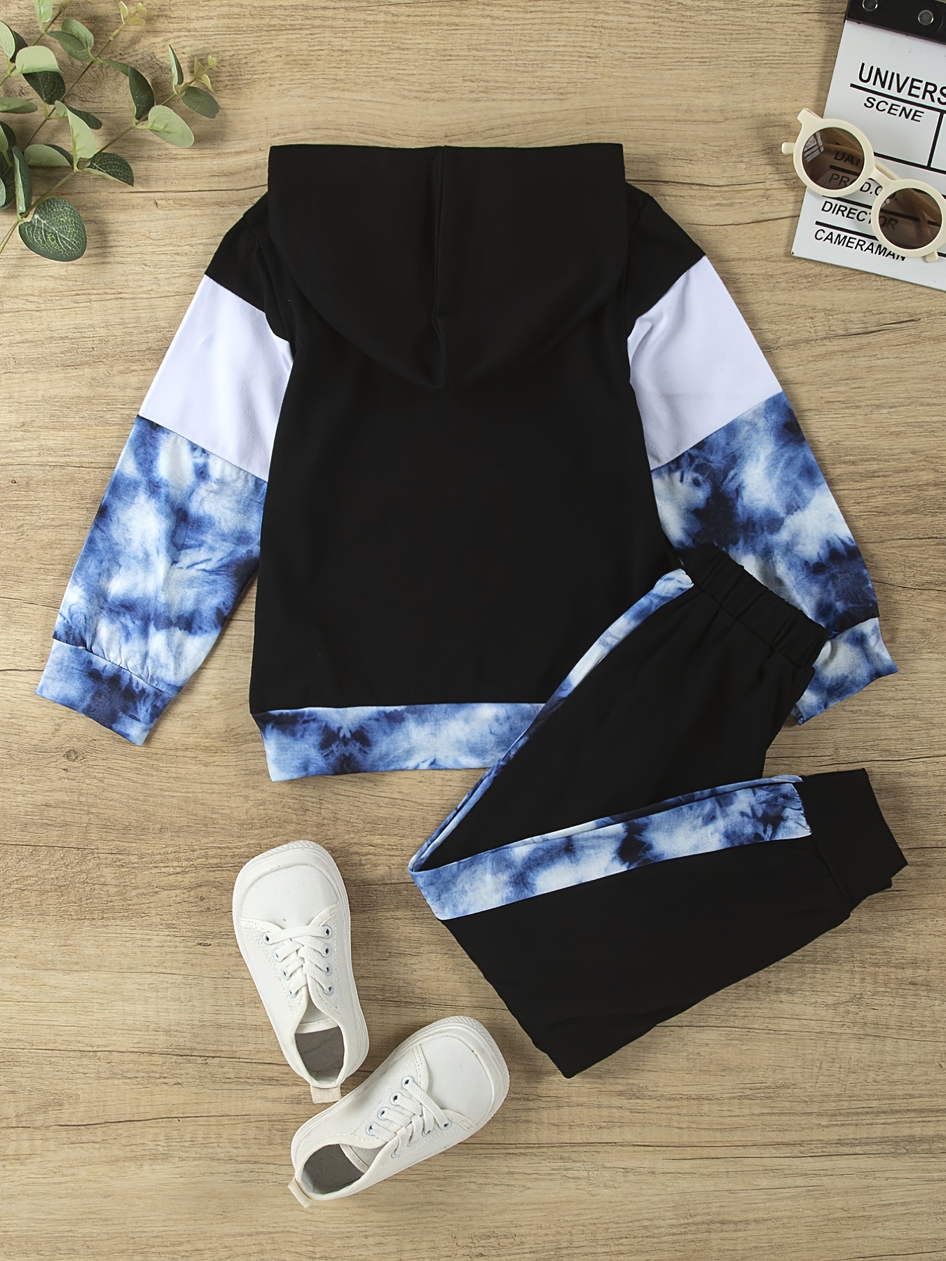 Matching tie dye discount sweatshirt and sweatpants