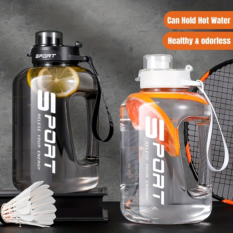 FUNUS Half Gallon Water Bottle BPA Free Big Water Bottle with Straw  Leakproof Water Bottle Jug for Men Women Fitness Sports Gym Outdoor Workout