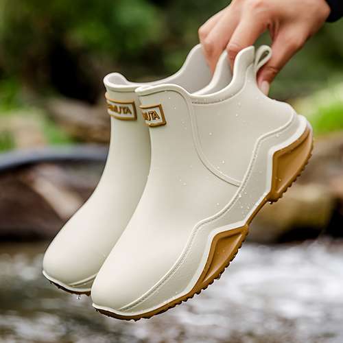 Trendy Outdoor Kitchen Non-slip Rain Boots, Motorcycle Waterproof Shoes, Rain Shoes Rubber Shoes Water Shoes Fishing Shoes For Women & Men