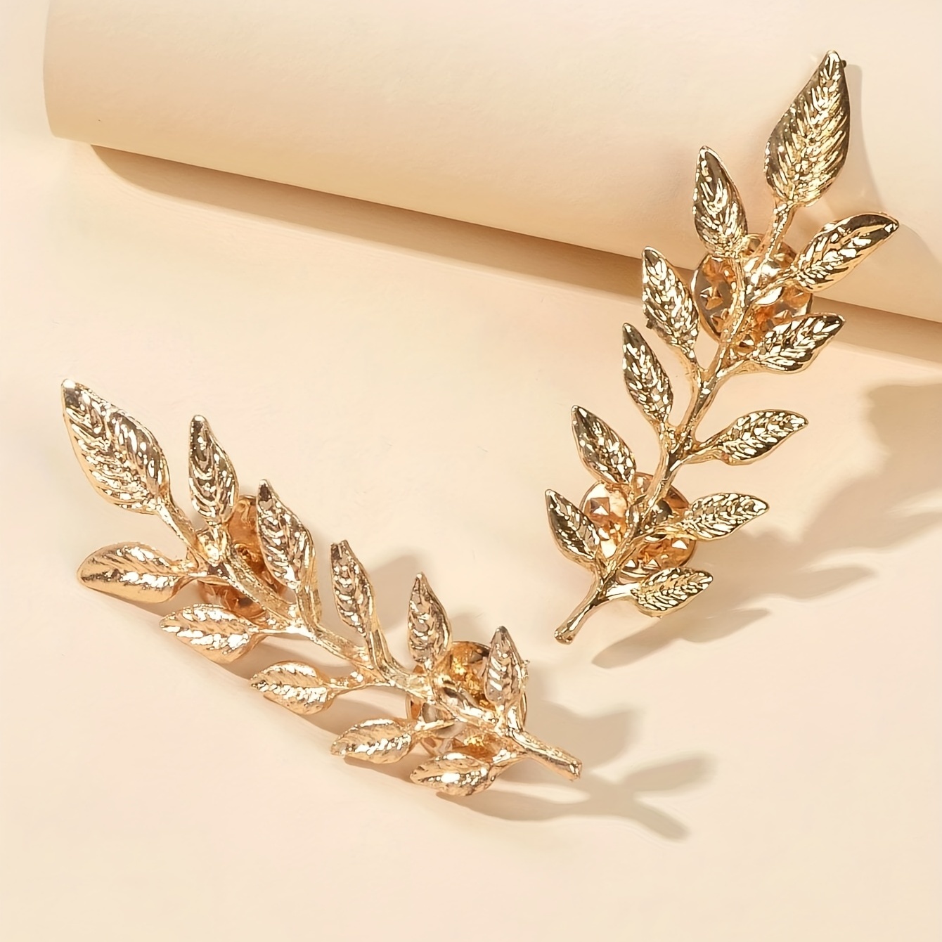 Vintage Style Leaf Shape Metal Brooch Pin