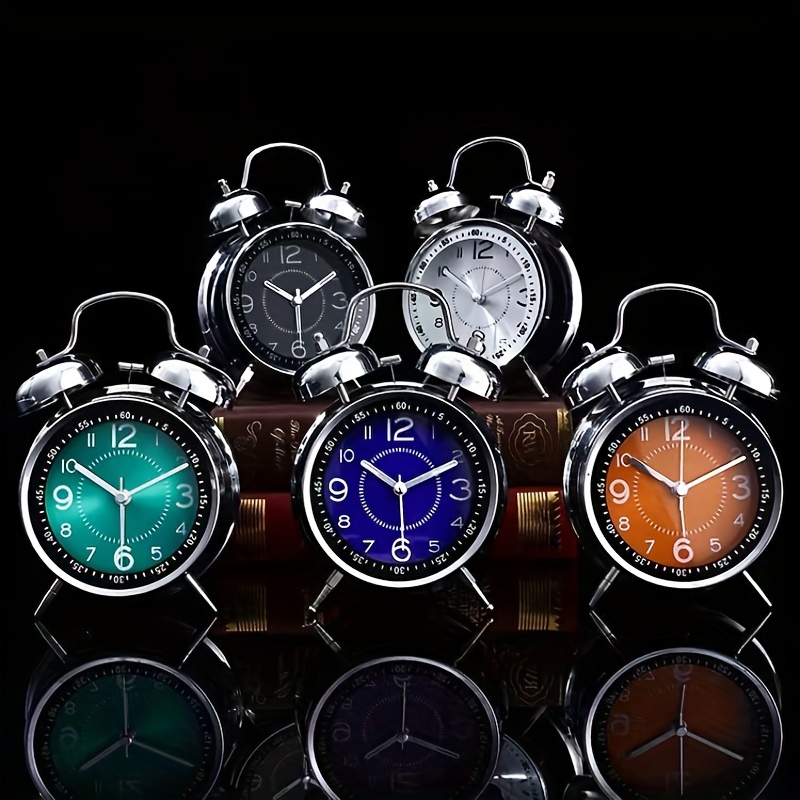 1pc Reloj Despertador Fuerte Para Escuela Adultos Deber Pesado Durmientes,  Retro 4.5 Silencioso No-ticking Cuarzo Con Luz De Fondo, Gemelo Bell  Analógico Estudiante Relojes Despertadores Para Dormitorios Mesilla De  Noche - Hogar