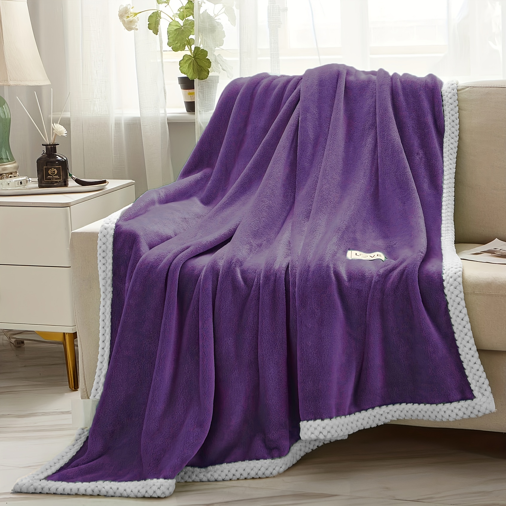 Blanket Texture Soft Purple Violet Velvet Background Fold Shine Warm Stock  Image - Image of luxury, fold: 73325793