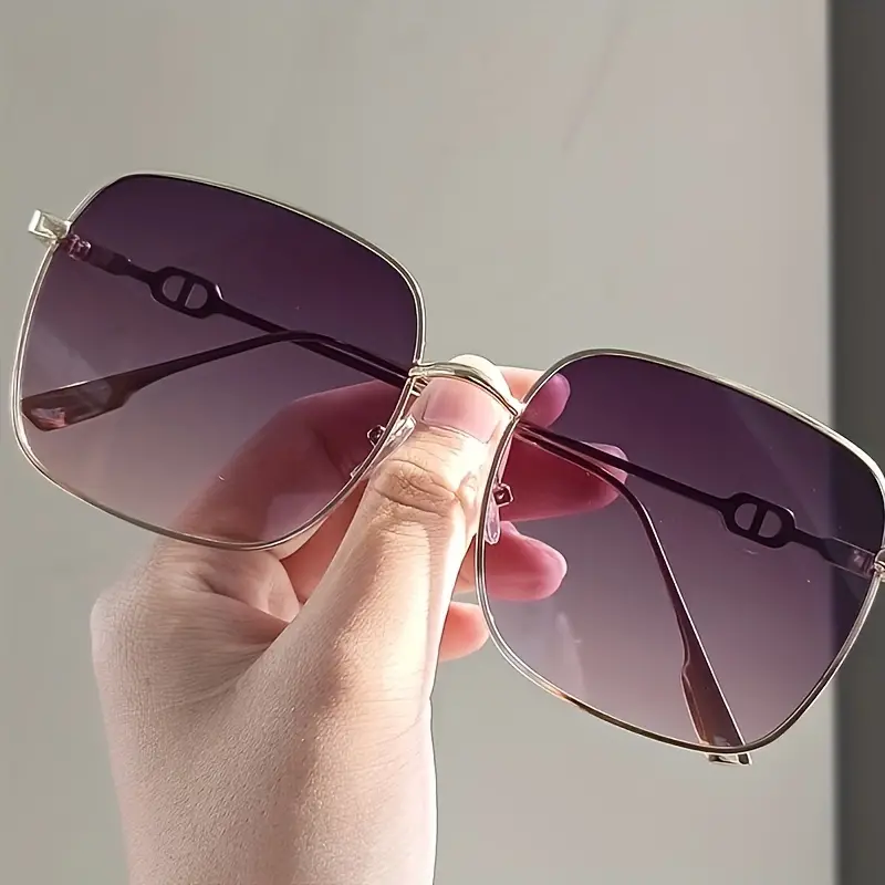 1pc Trendy Square Frame Sunglasses Big Face Slimming Shades Mens