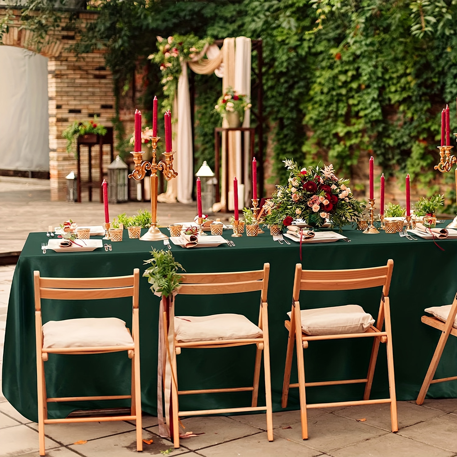 Waterproof Polyester Table Cloth Rectangle Style For Picnic Or Party