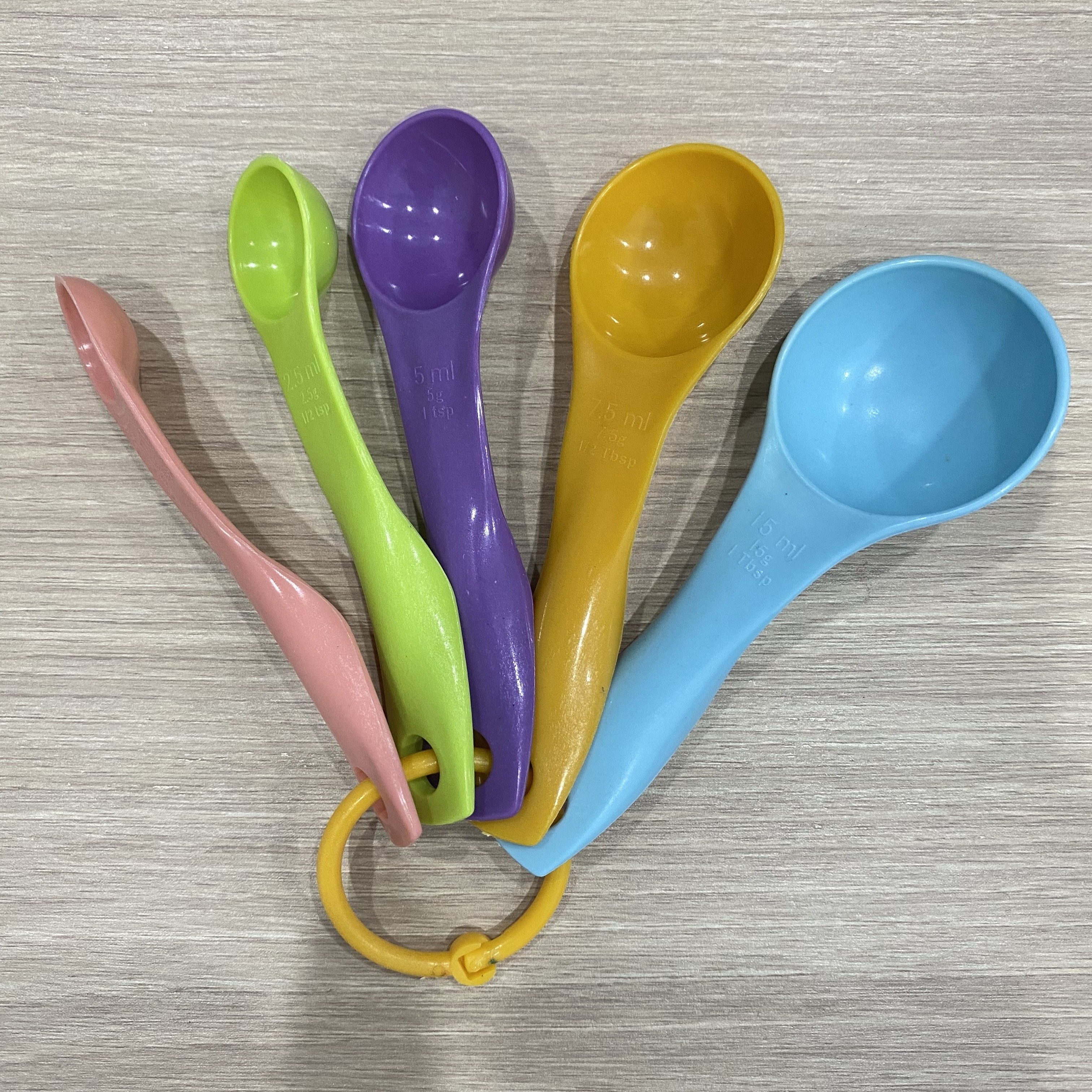 Juego de 5 cucharas medidoras de cocina cucharadita de plástico cuchara  medidora tazas de gramos cuchara