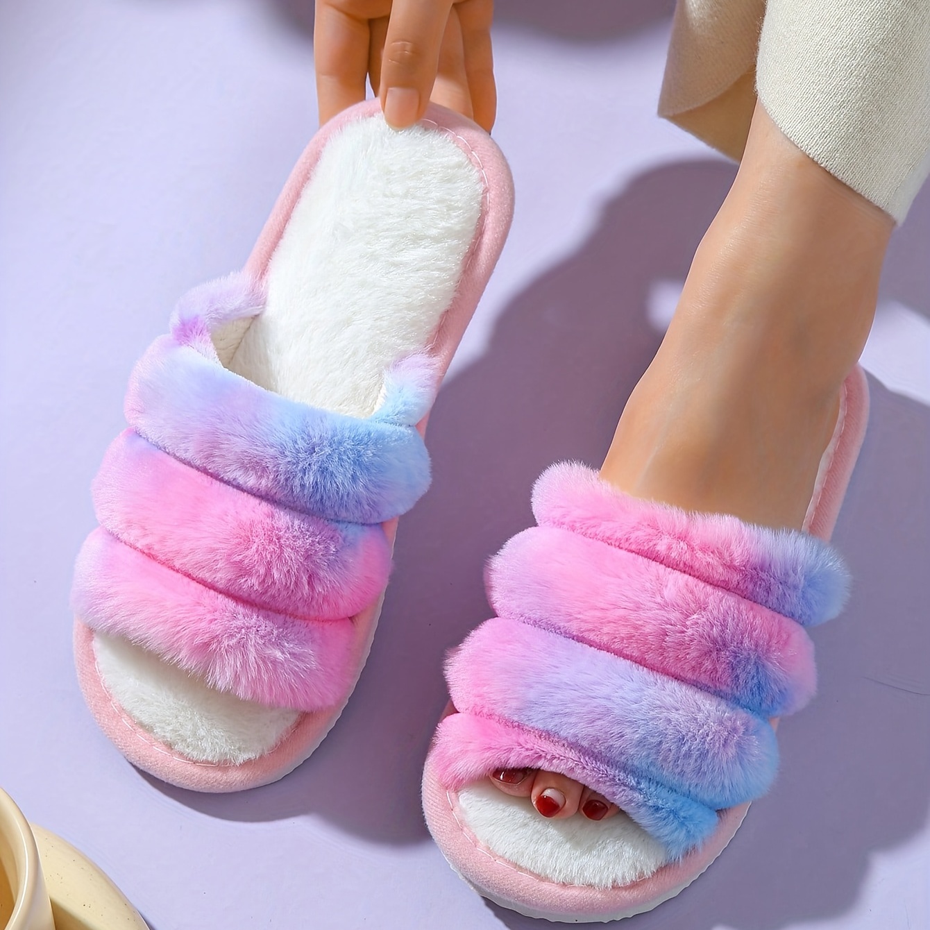 Women's Solid Color Faux Fur Slippers, Casual Slip On Flat Slippers,  Comfortable Furry Fur Indoor Slippers - Temu