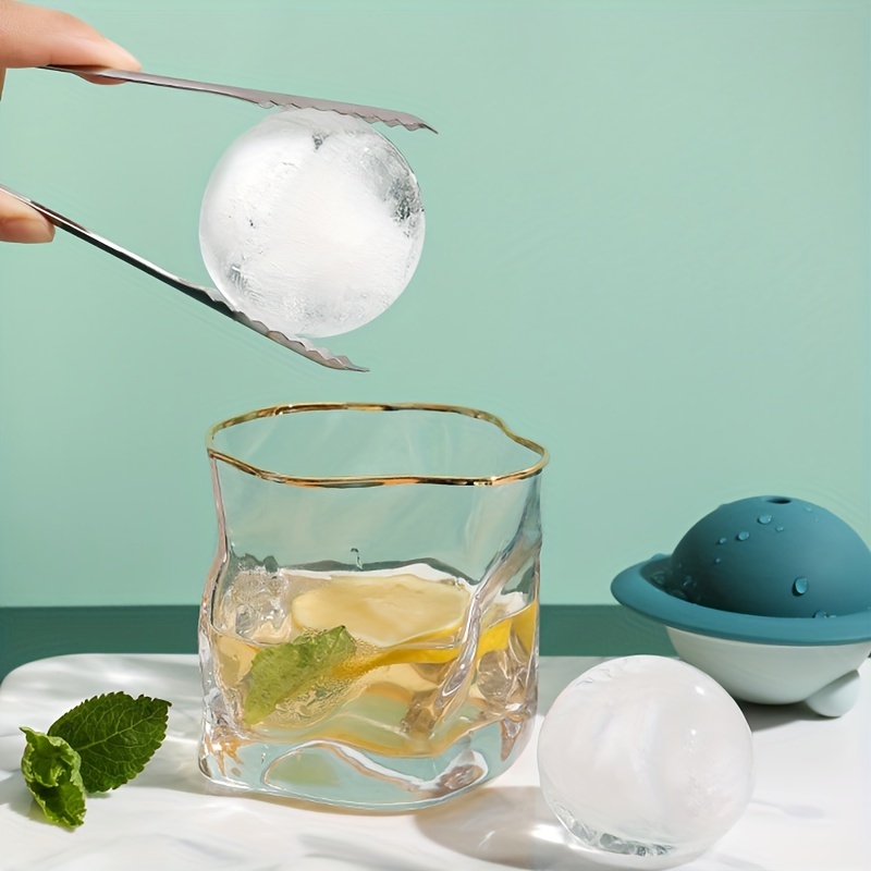 Whiskey Cocktail Ice Cube Tray 4 Large Mold Silicone Ice Ball Maker Large  Ice Cube Molds Maker