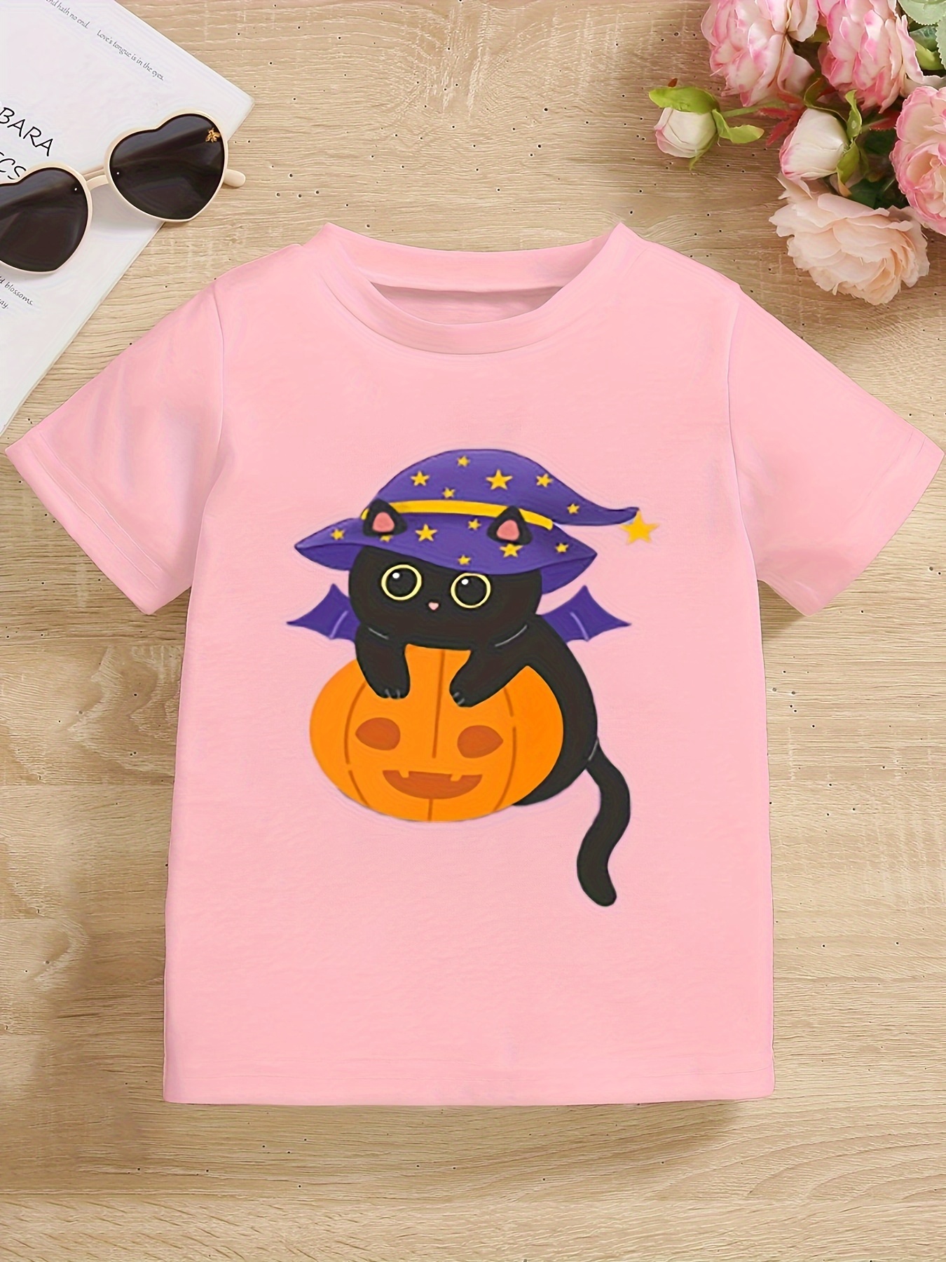 Design de camiseta de halloween de gato assustador