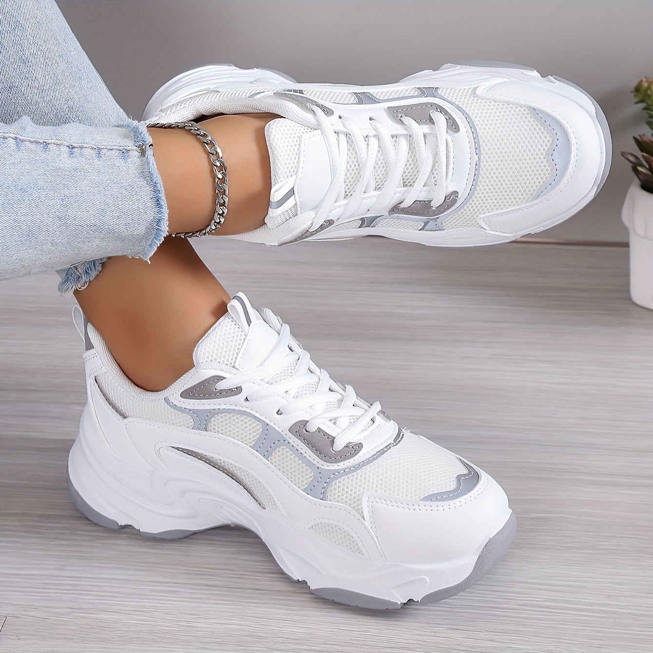 Women's Mesh Chunky Sneakers Breathable Thick Bottom Walking Shoes