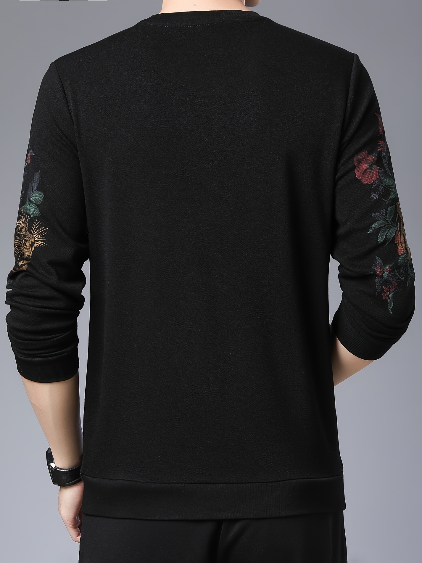 Mens embroidered outlet wildlife sweatshirts