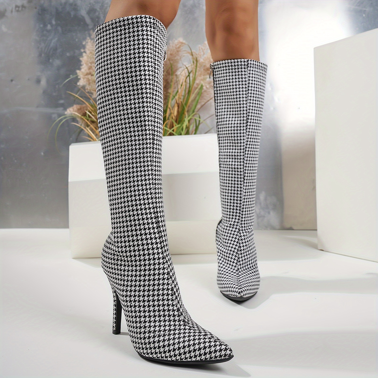 Houndstooth boots sales black white