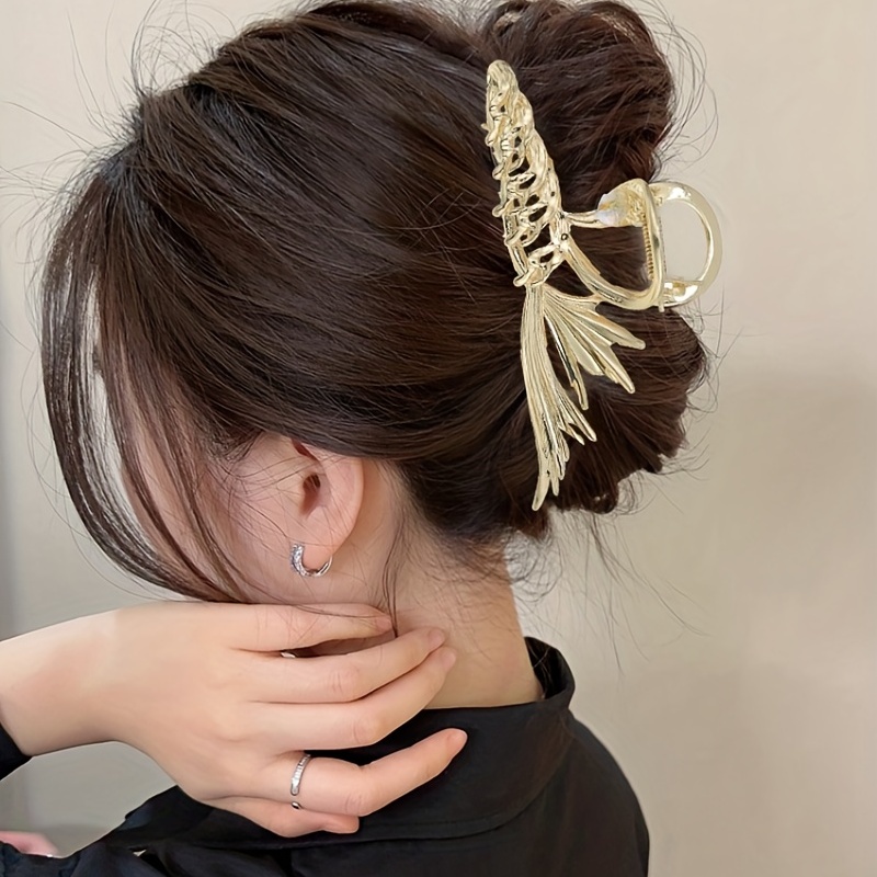 Rhinestone Rose Gold flower, Gold Bow Fish Bone alloy hair claw clip hair  accessories, Women's Fashion, Watches & Accessories, Hair Accessories on  Carousell