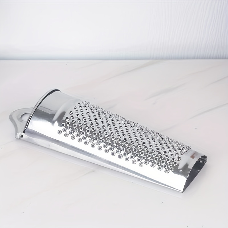 Silver Stainless Steel Ginger Garlic Crusher, For Kitchen, Size: 14cm