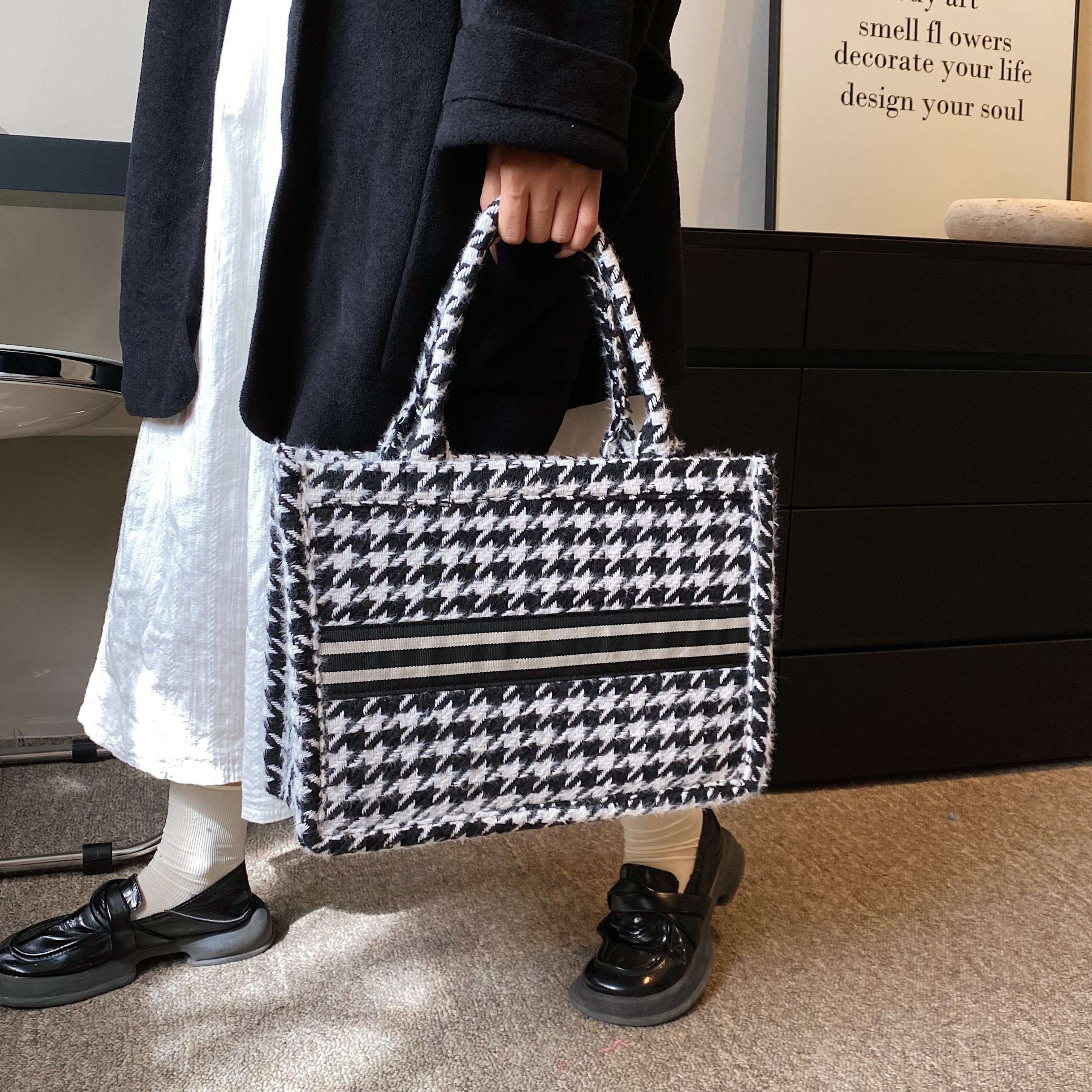 Houndstooth Shoulder Tote Bag Black With Bag Charm