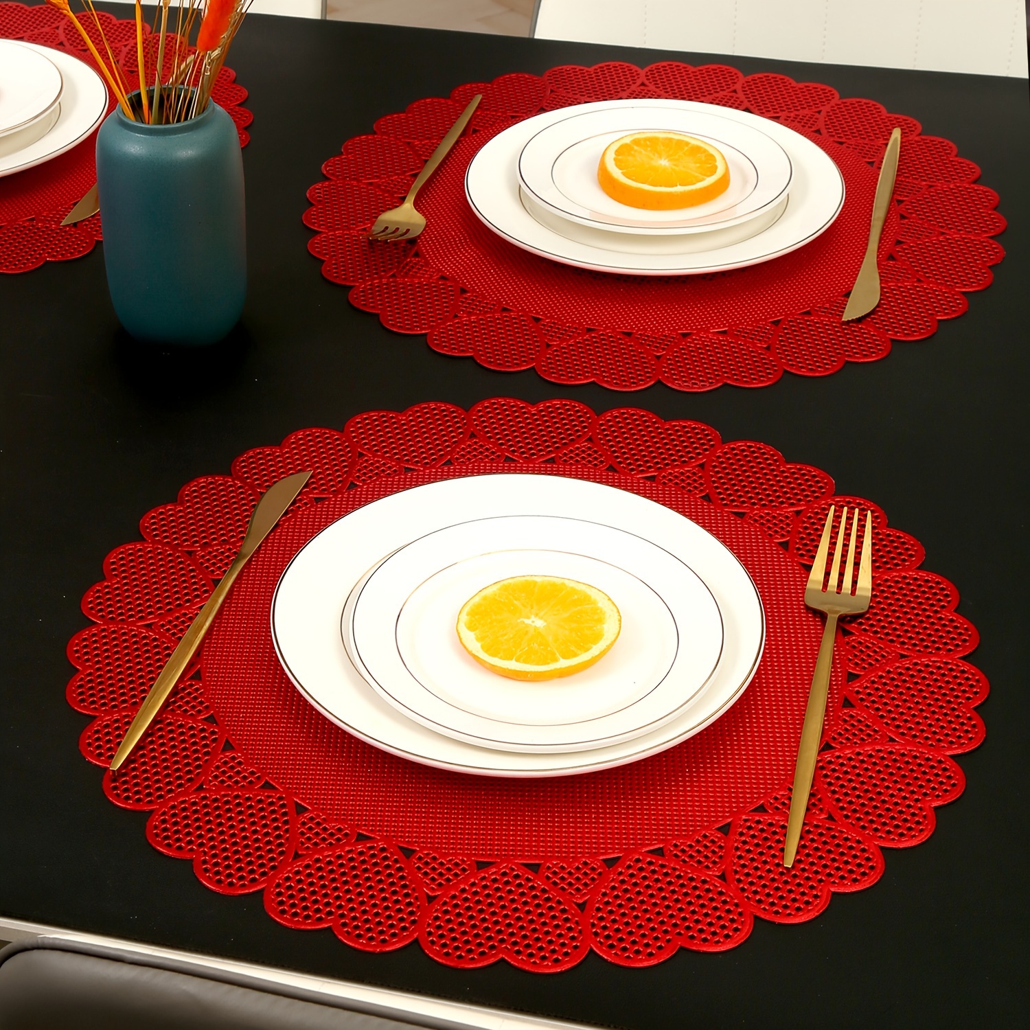 

2/4/6/8pcs, Placemats, Red Round Table Pads, Heart Round Valentine's Day Western Placemat, Coffee Table Mat, Household Bowl Plate Mat, Home Decoration