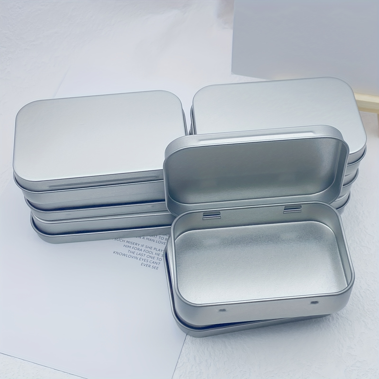 Silver Hinged Metal Tin Box empty Travel Watercolor Palette watercolor Tin  Box storage for Watercolor Pans Small Gift Box 