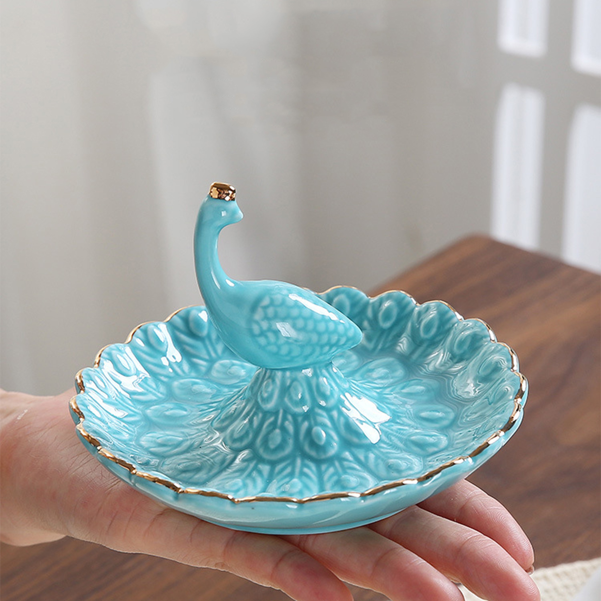 Plato decorativo de cerámica, platos decorativos de porcelana azul y blanca  para exhibir decoraciones de cerámica hechas a mano para colgar en la