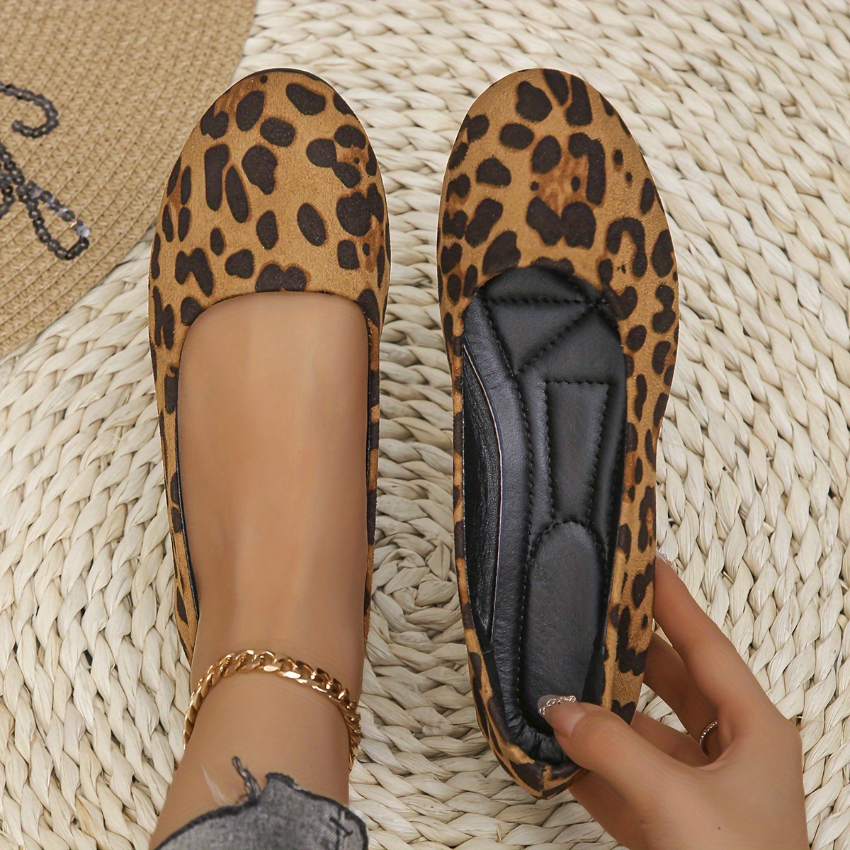 Women's Leopard & Zebra Printed Shoes, Slip On Low-top Round Toe Flat  Lightweight Shoes, Comfy Casual Daily Shoes