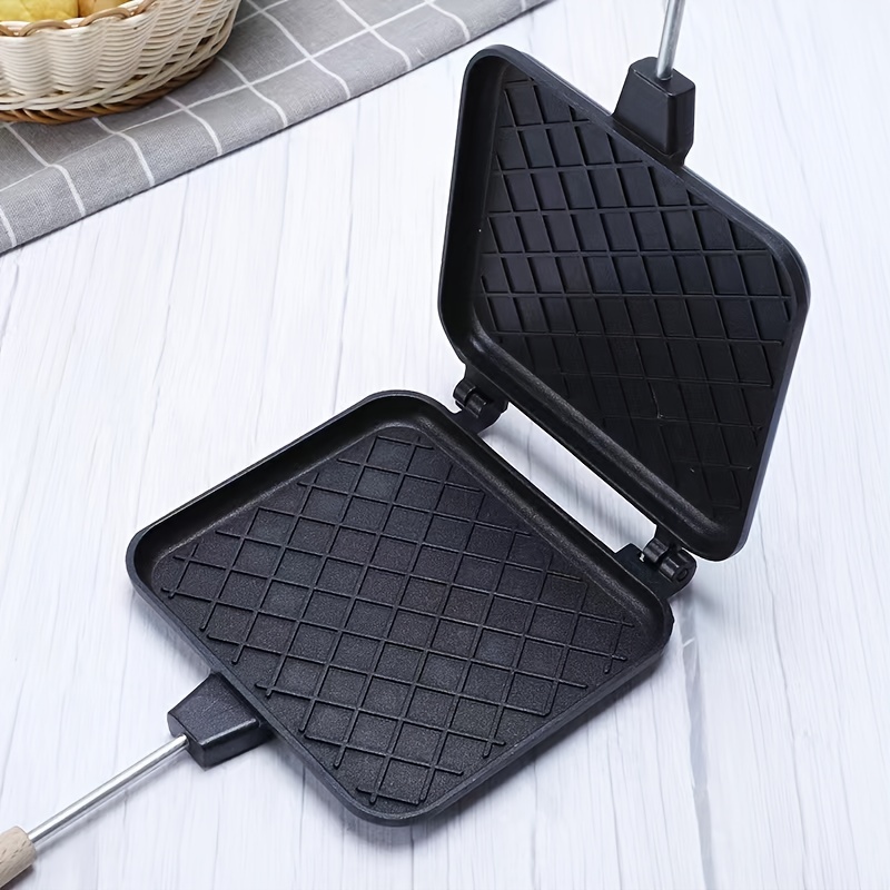 Cast Iron Waffle Hot Dog Toaster Double-Sided Sandwich Baking Pan Mini Sandwich  Maker Portable Home Camping Fry Pan