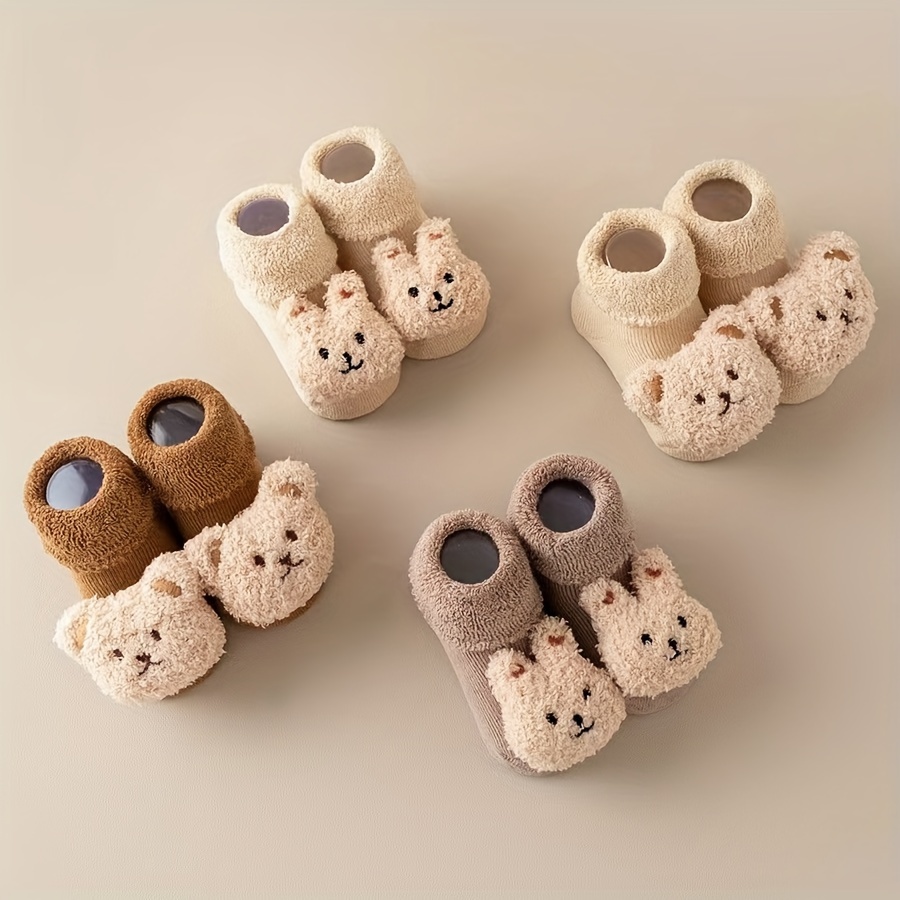 

A Pair Of Newborn Girl's Non Slip Sock Shoes With Cute Bear Decoration, Comfy Breathable Thermal Indoor Shoes For Winter & Autumn