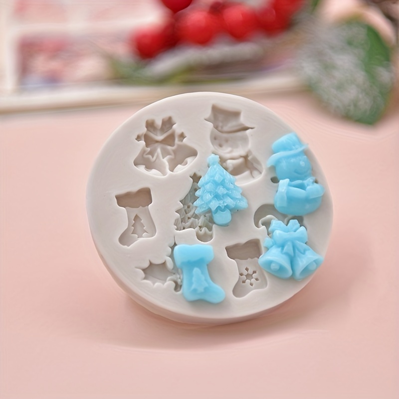Christmas Cake Mold Silicone Mold Christmas Tree Gingerbread Man Snowflake Christmas  Mold Biscuit Candy Mould - AliExpress
