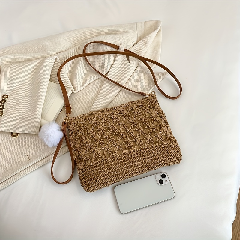 Small straw clearance clutch bag