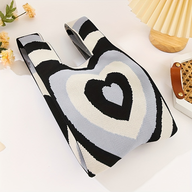 Handmade Crochet Bag Heart Pattern Wrist Bag For Women