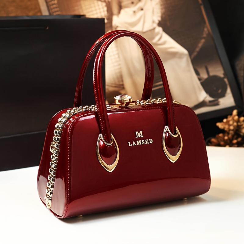 Stylish bag online design