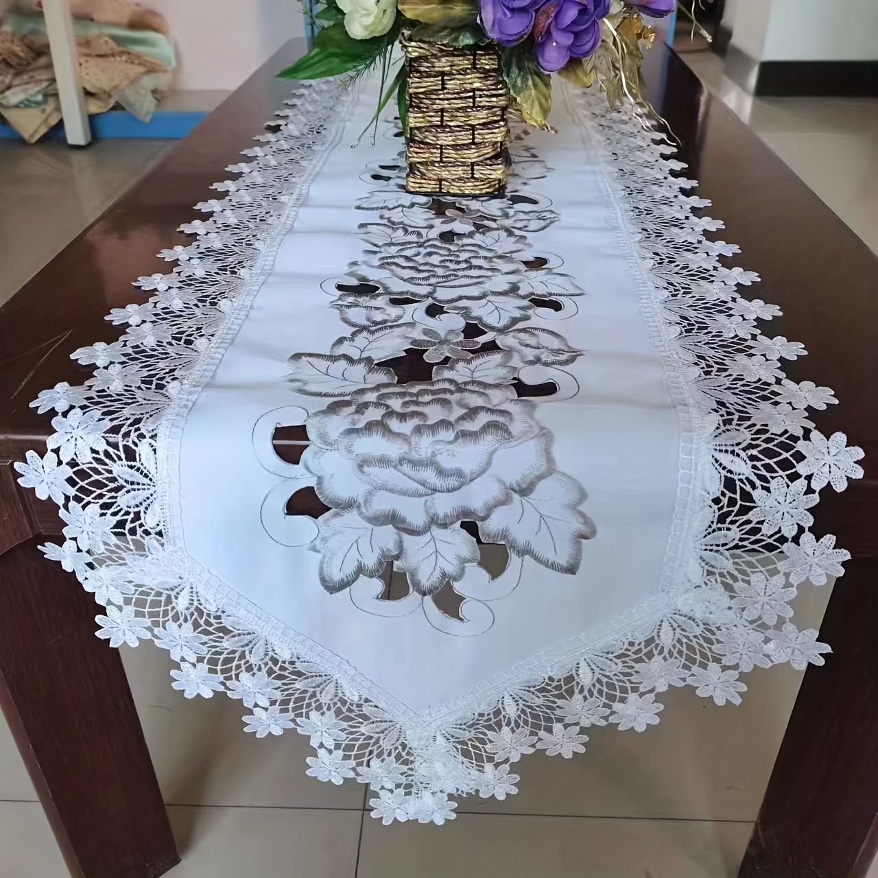 Image of The Manufacturer Sells Modern, Minimalist, Fashionable, Hollowed Out Embroidery With Lace Lace, Dining Tables, Coffee Tables, And Flags