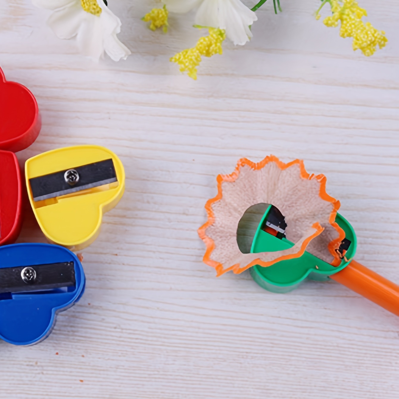 10pcs Random Color Pencil Sharpeners