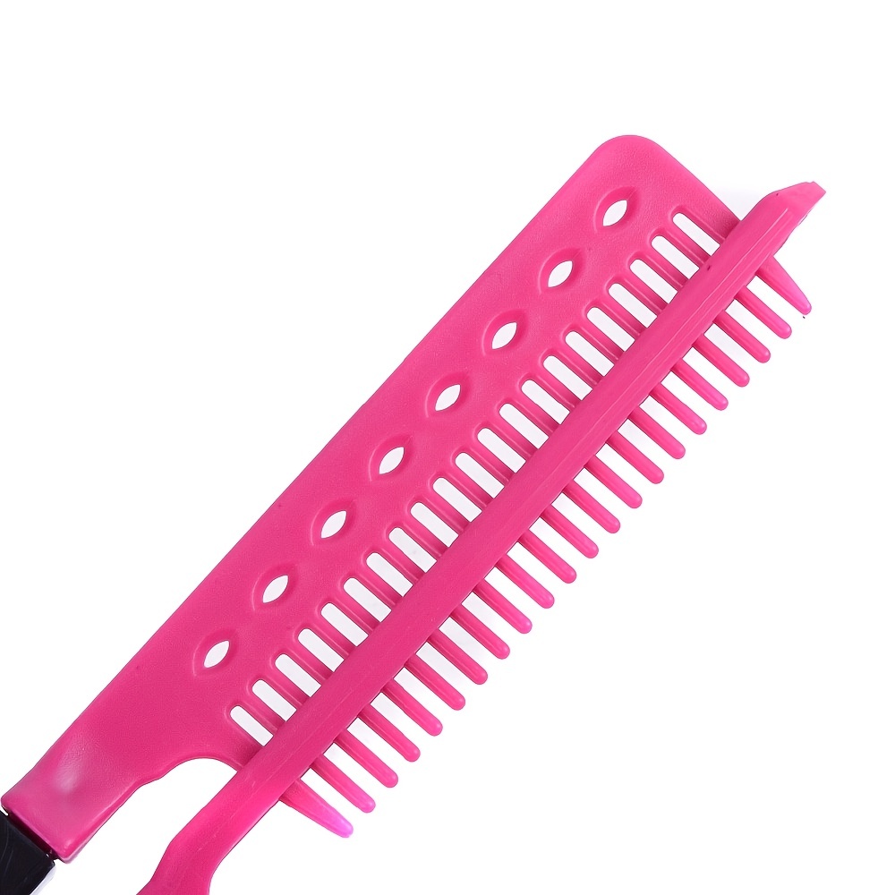 Flat iron outlet comb