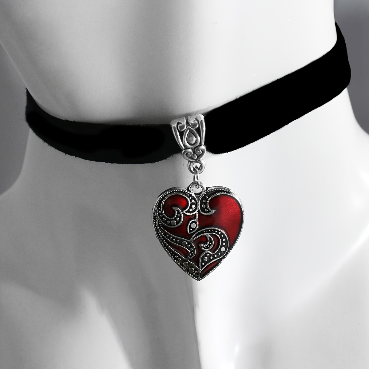 Sexy Heart Rivets Black Goth Punk Chokers Gothic Choker Cross Pendant  Necklace For Women Hip Hop