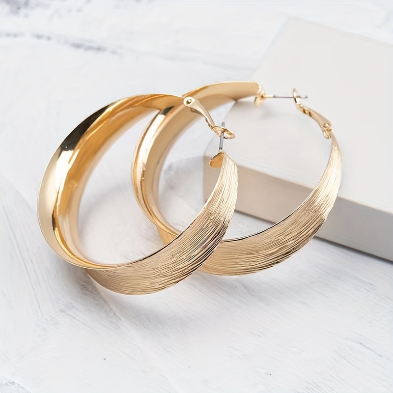 Exaggerated Big Circle Earrings for Women's Temperament
