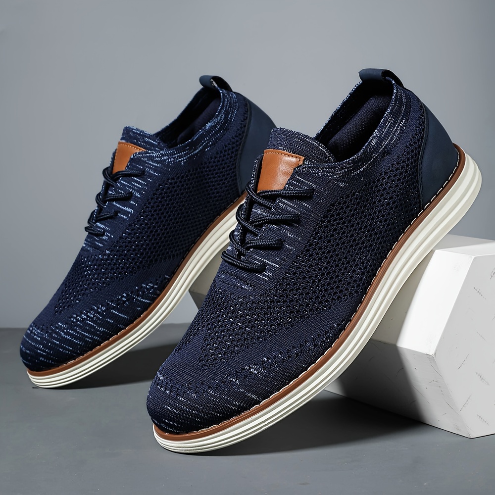 Men's Lightweight Sneakers - Athletic Shoes - Breathable Lace-ups