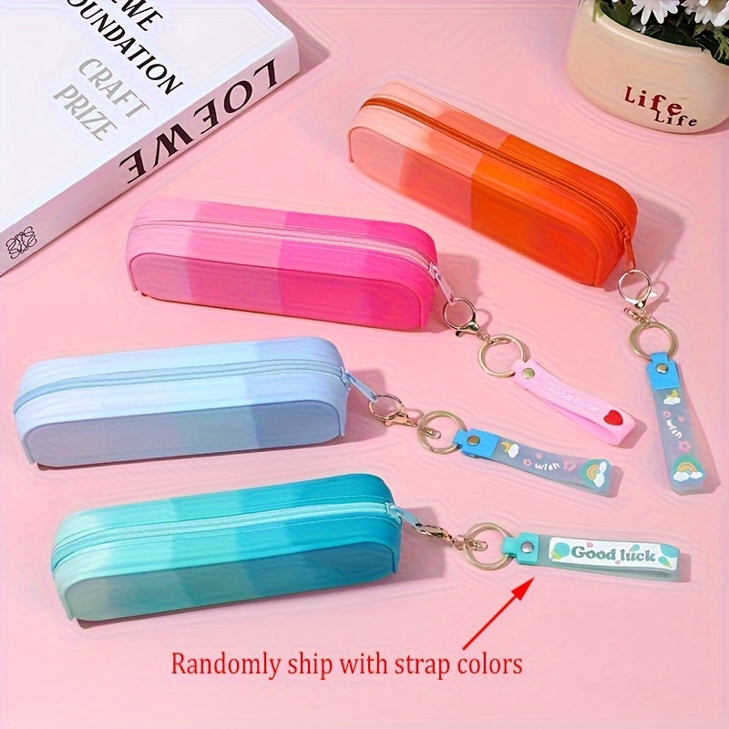 1pc Mixed-color Heart Shaped Silicone Pencil Case With Large