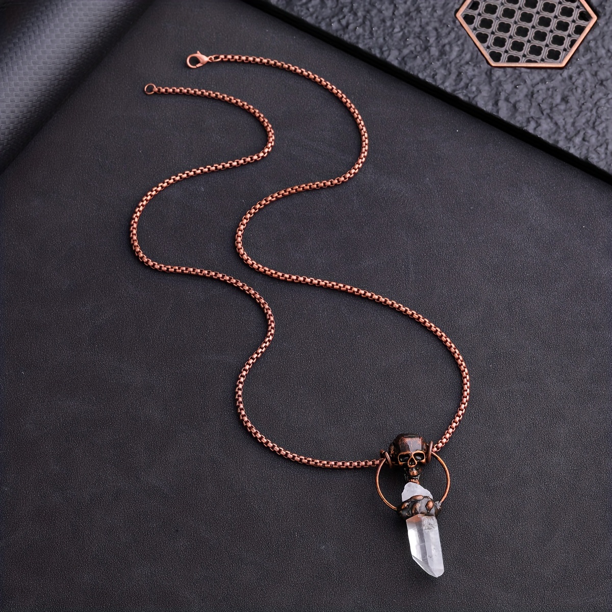 1pc Copper Irregular White Crystal Natural Stone Necklace, Fashion Crystal Pendant Necklace for Men,Temu