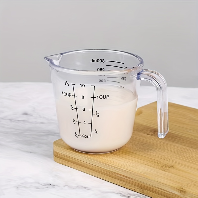  Commercial Glass Measuring Cup, 8 Cup Capacity (2  Liters), Transparant : Home & Kitchen