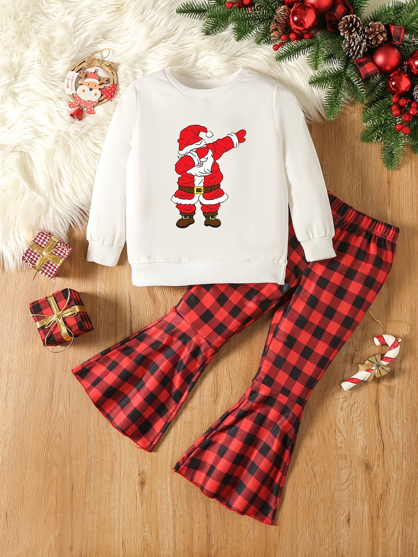 Most Adorable Baby Christmas Outfits For 2023