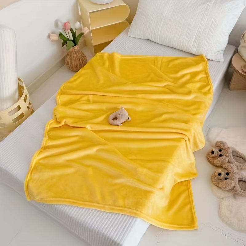 Maternal and Baby Bed Products Small Flannel Blanket