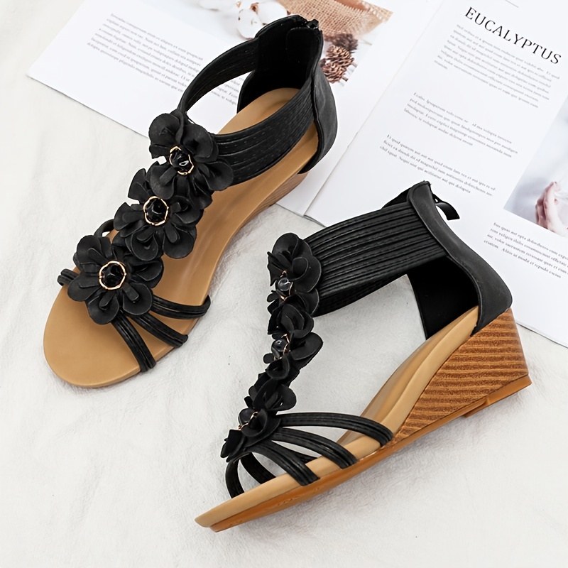 Flat n Heels Women Black Floral Print Wedges