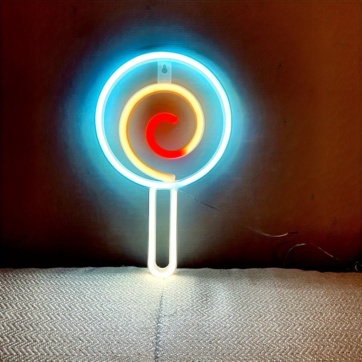 Lovely cheapest Bright Rainbow Spin Lollipop LED Light Sign Decoration