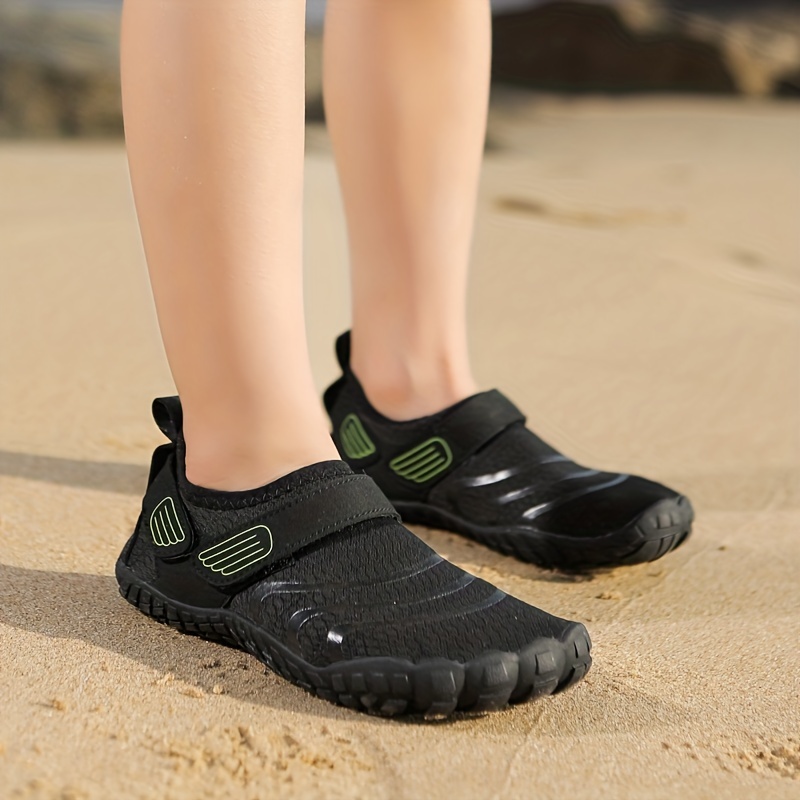  Outdoor Sand-Proof Men and Women Water Shoes Non-Slip  Quick-Dry Creek Shoes Fishing Amphibious Beach Shoes Boys Girls Black