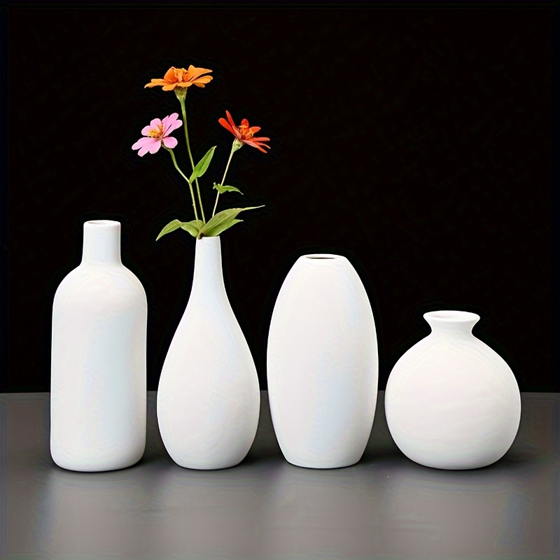 White Ceramic Vase, Simple and Modern Ceramic Vase, Fresh and Creative  Flower Arrangement, White Home Living Room Dried Flower Ornaments, White  Frosted Vase (White) : : Home