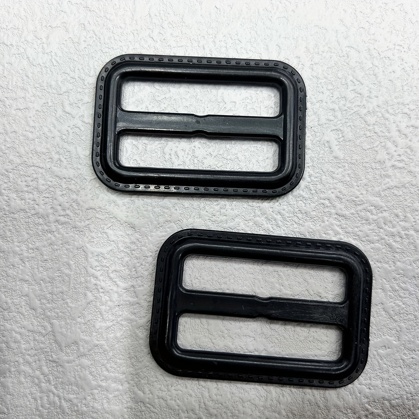 4pcs Plastic Buckle Three Speed Buckle Belt Adjustment Button Clothing Box  Bag Strap Buckle Coat Windbreaker Waist Buckle Corner Buckle, Check Out  Today's Deals Now