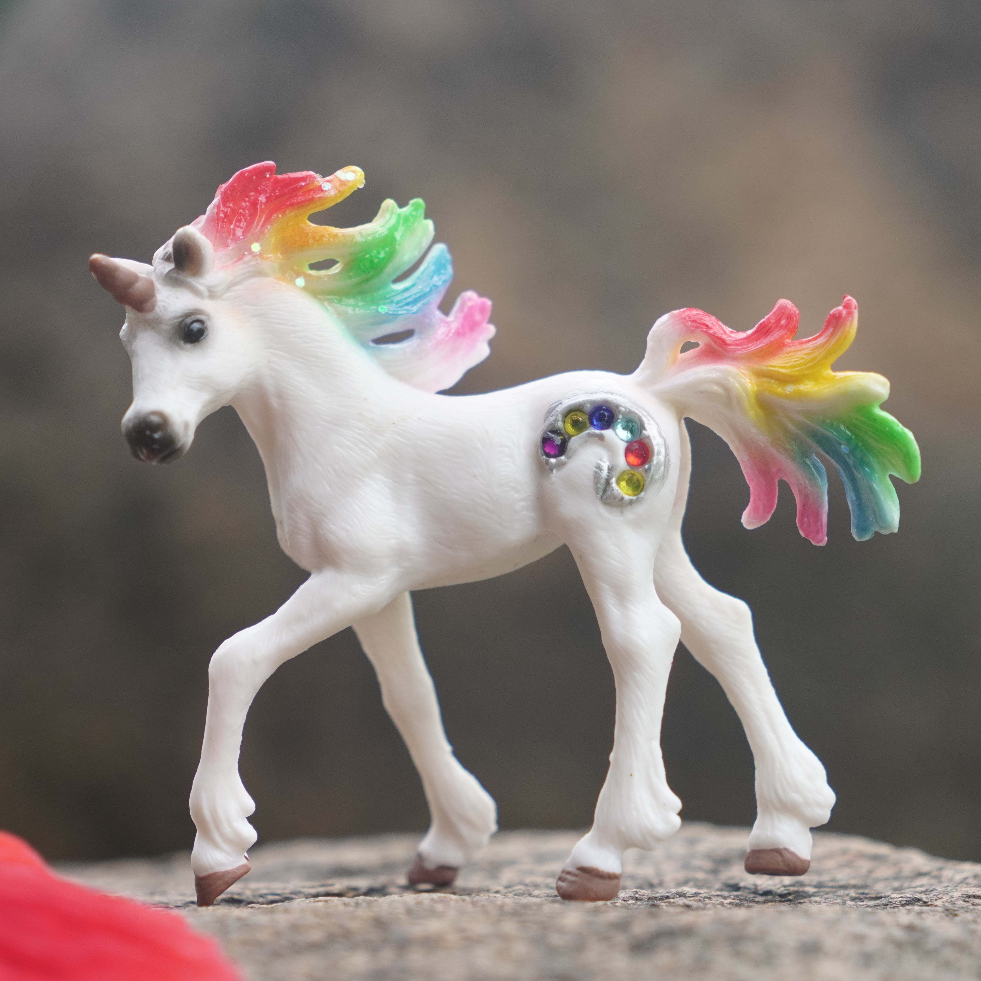 Animal Sacred Pure Unicorn Ornaments Rainbow Horse Symbol - Temu
